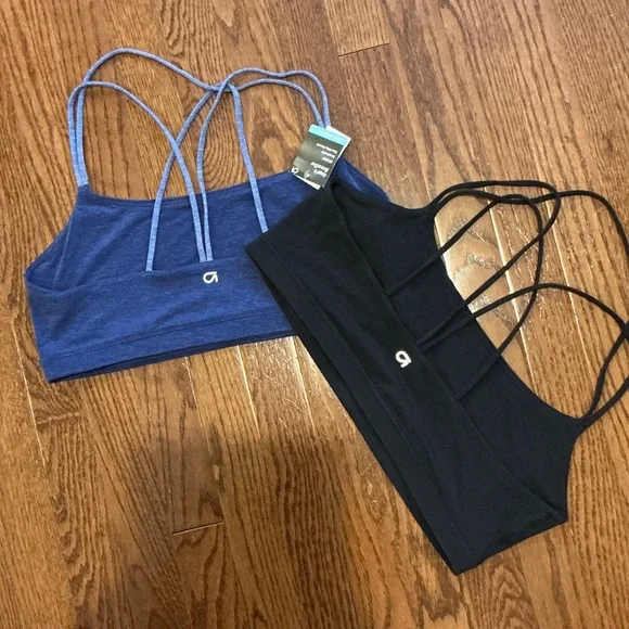 GapFit 2 sports bras - Blue & Black Set - Picture 5 of 6